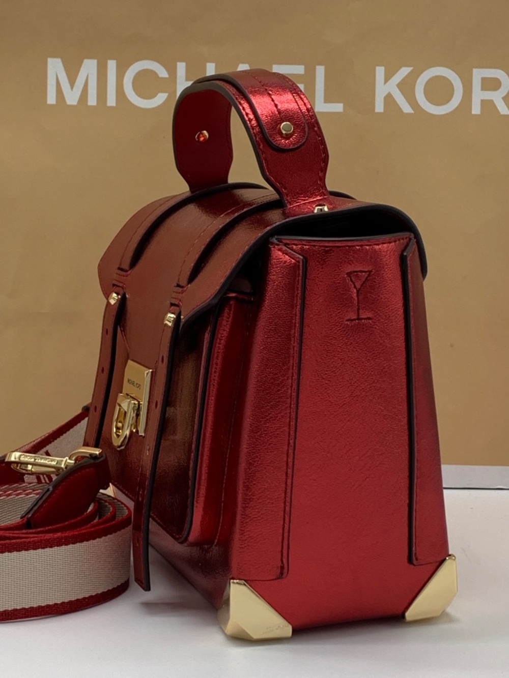 MICHAEL KORS Manhattan Medium Patent Faux Leather Satchel - Picture 5 of 15